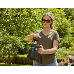 Drukspuit 1,25 Liter - Gardena 11 Drukspuit 1,25 Liter - Gardena -Plant Benodigdheden Winkel drukspuit 1 25 liter gardena 5 10