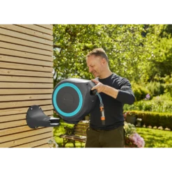 Wandslangenbox RollUp - S - 15m - Blauw - Gardena -Plant Benodigdheden Winkel wandslangenbox rollup s 15m blauw gardena 4 7